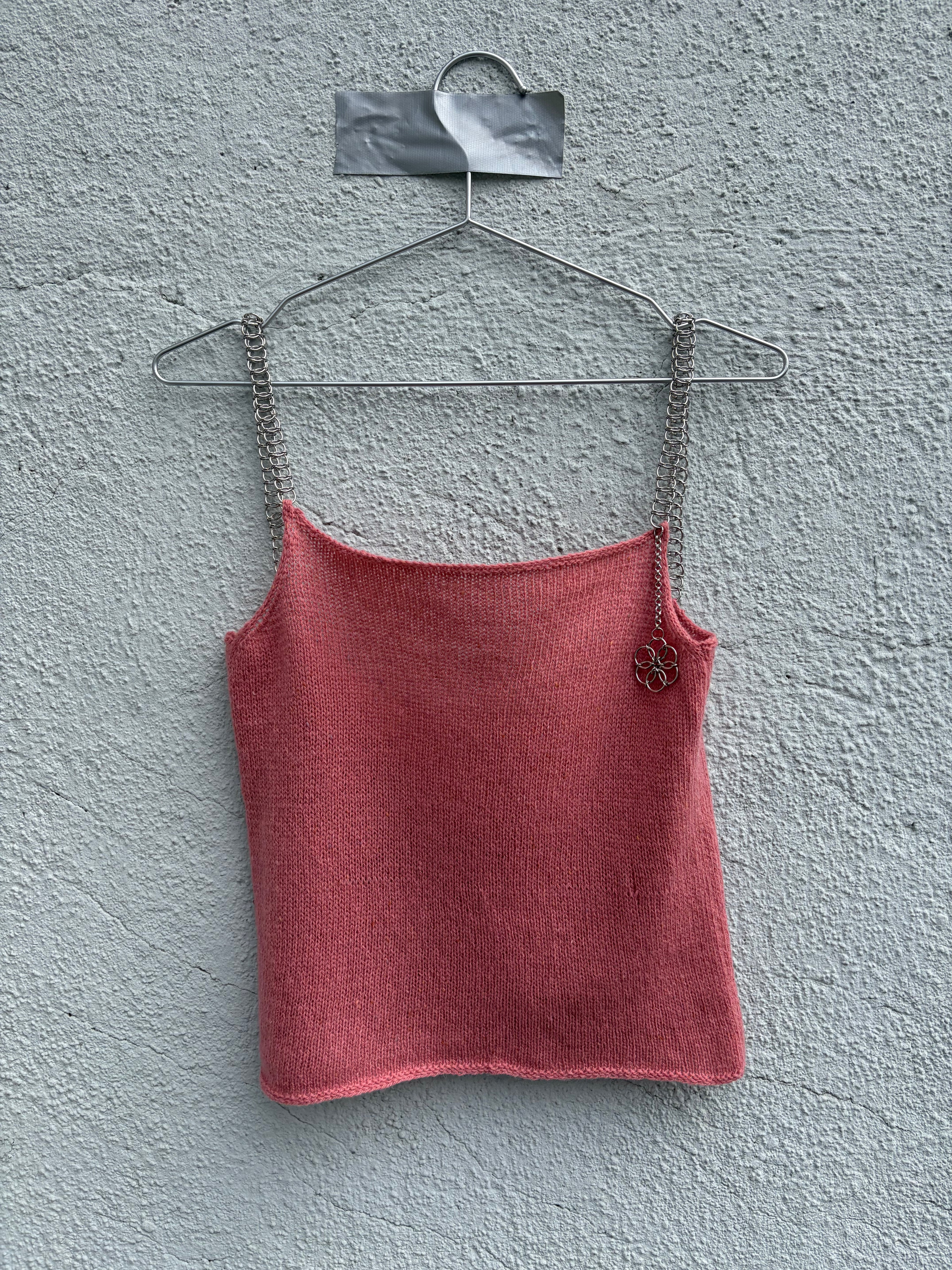 Low back in color rose
